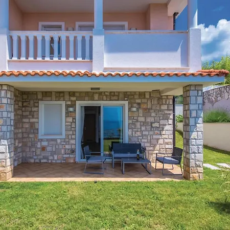 Appartamento 2 Bedroom Cozy In Crikvenica