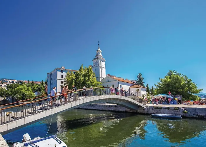 2 Bedroom Cozy In * Crikvenica