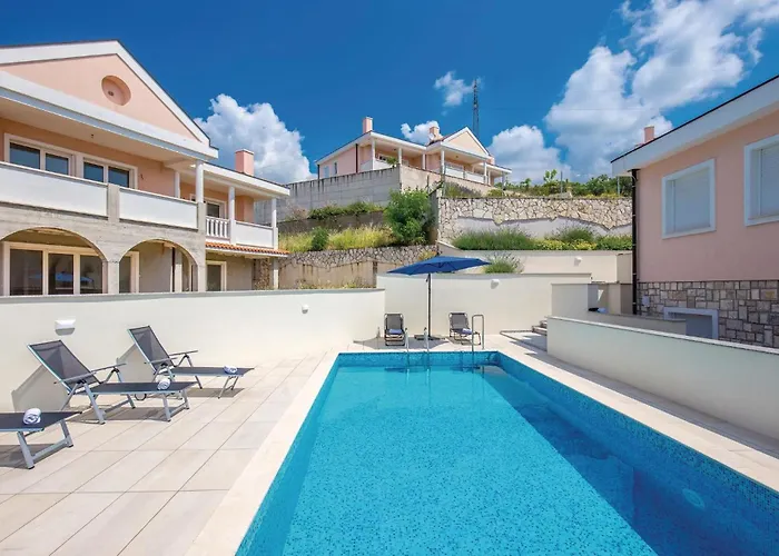 2 Bedroom Cozy In Crikvenica